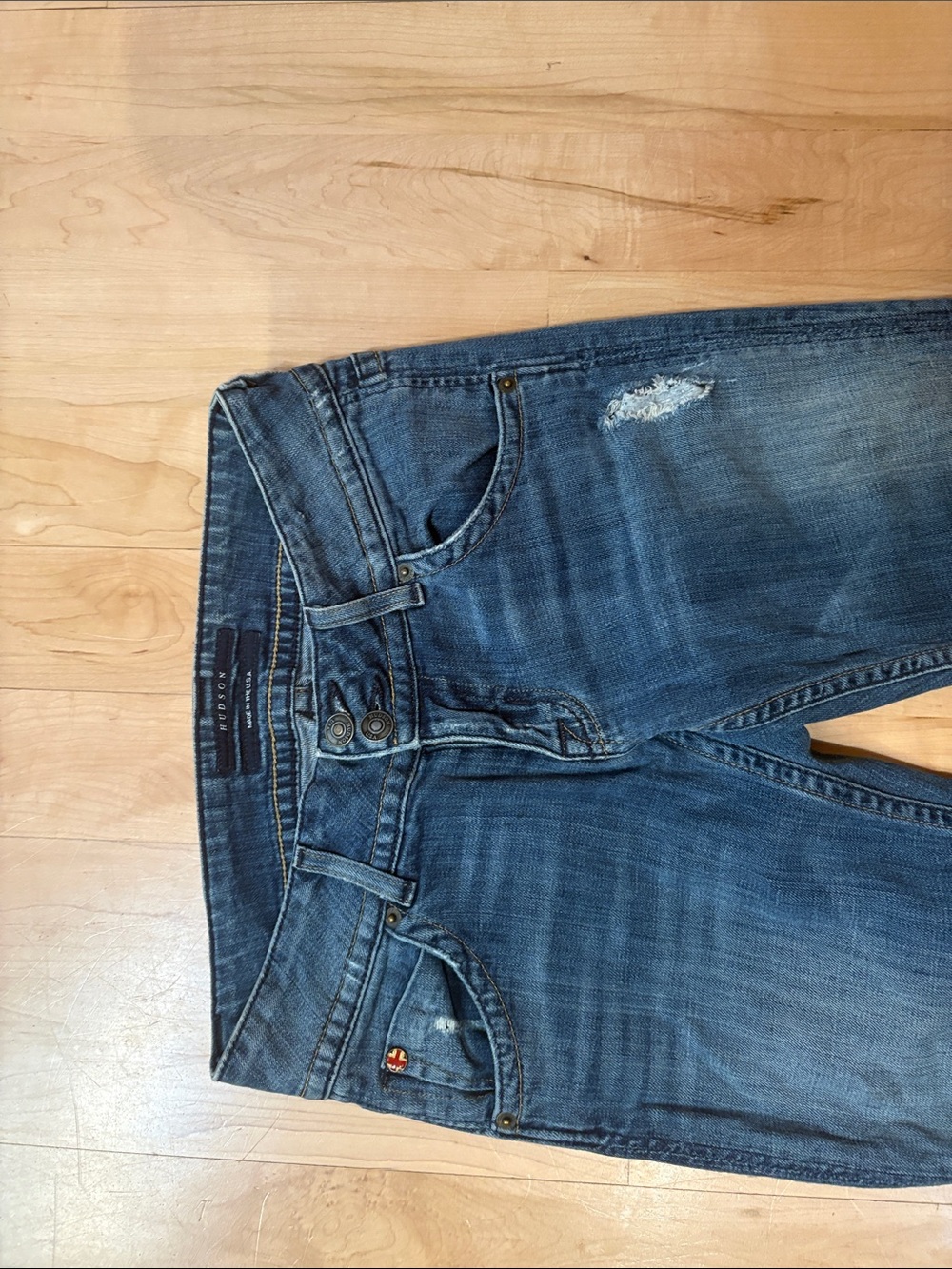 Low rise Hudson  sz 25 /32 Classic Women's Blue Bootcut Jeans - Picture 2 of 4